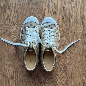 Coach shoes